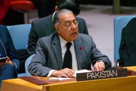 اسرائیلی فوج کا نام بلیک لسٹ میں بہت پہلے شامل ہونا چاہئیے تھا: پاکستان