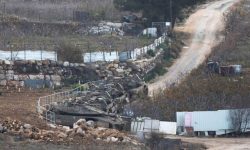 صیہونی فوج کا شامی علاقوں میں زمینی داخلہ/ جنوبی شام کے 5 شہروں کے رہائشیوں کو اپنے گھروں سے باہر نہ نکلنے کی تنبیہ