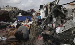 غزہ میں انسانی امداد کے گودام پر صیہونی حکومت کے حملے میں 15 شہید