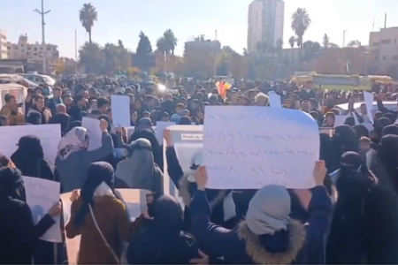 شام میں الجولانی کے خلاف احتجاجات کی پہلی چنگاریاں