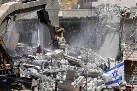 مغربی کنارے میں صیہونیوں کی طرف سے فلسطینیوں کی سب سے بڑی لوٹ مار